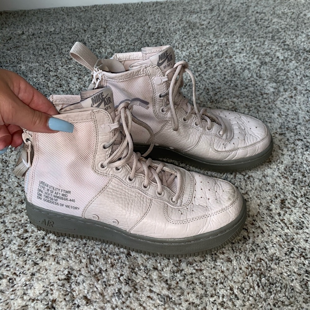 nike sfaf1 women’s used